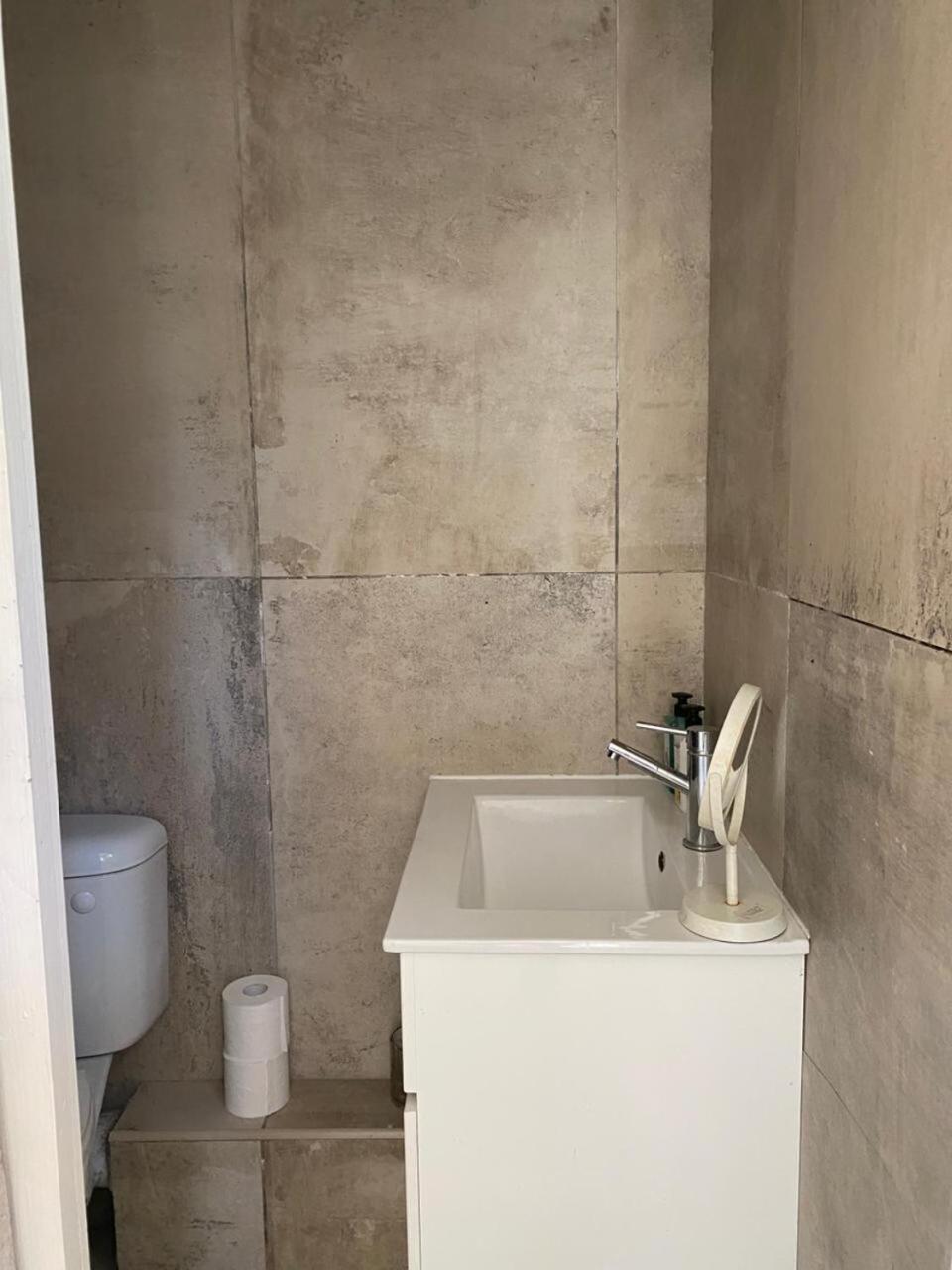 Charming 2-sleeper Getaway U1 ! Apartment